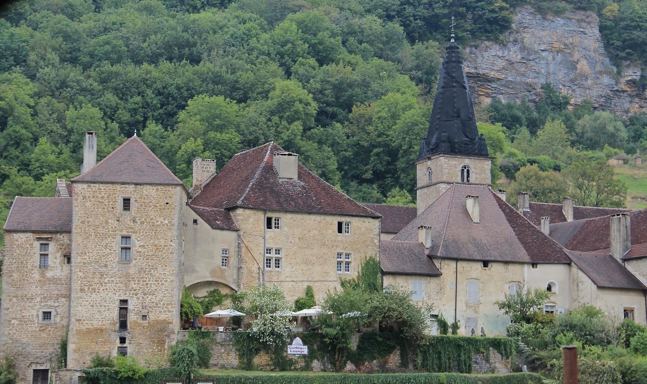 Gothique Cafe Hotel Baume-les-Messieurs Exterior foto
